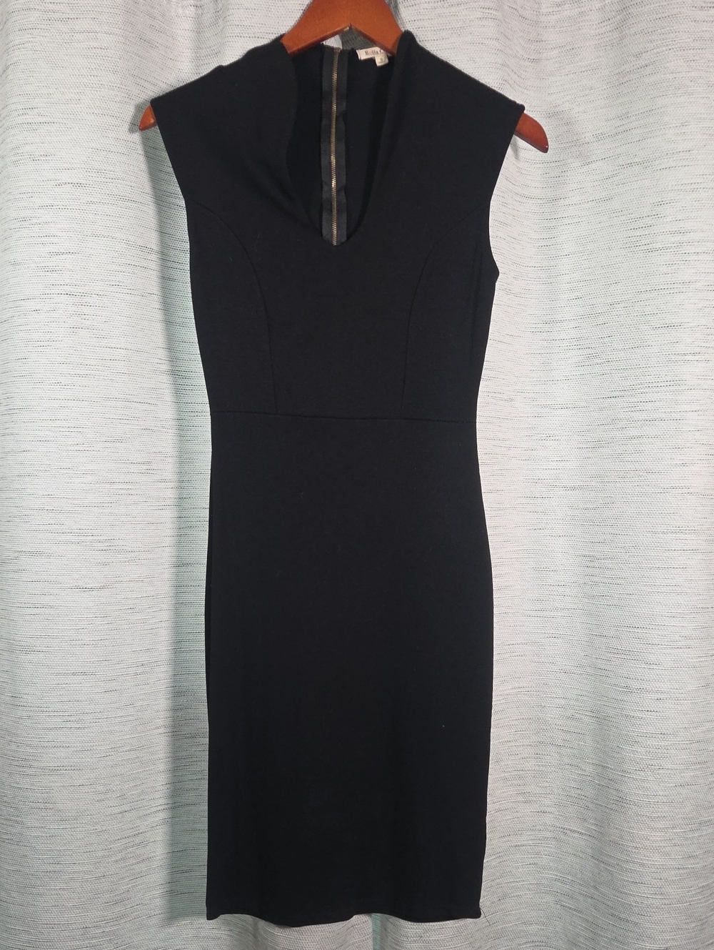 Rolla Coster Black Sleeveless Midi Sheath Dress